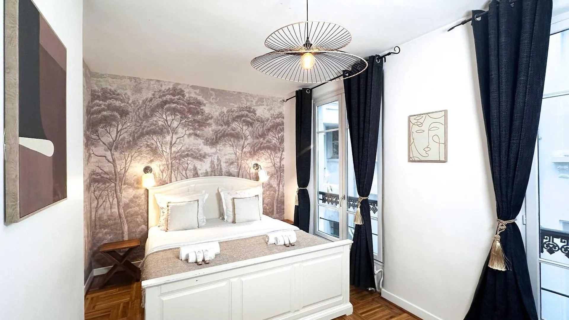 Modern & Spacious Near Le Marais Apartment *