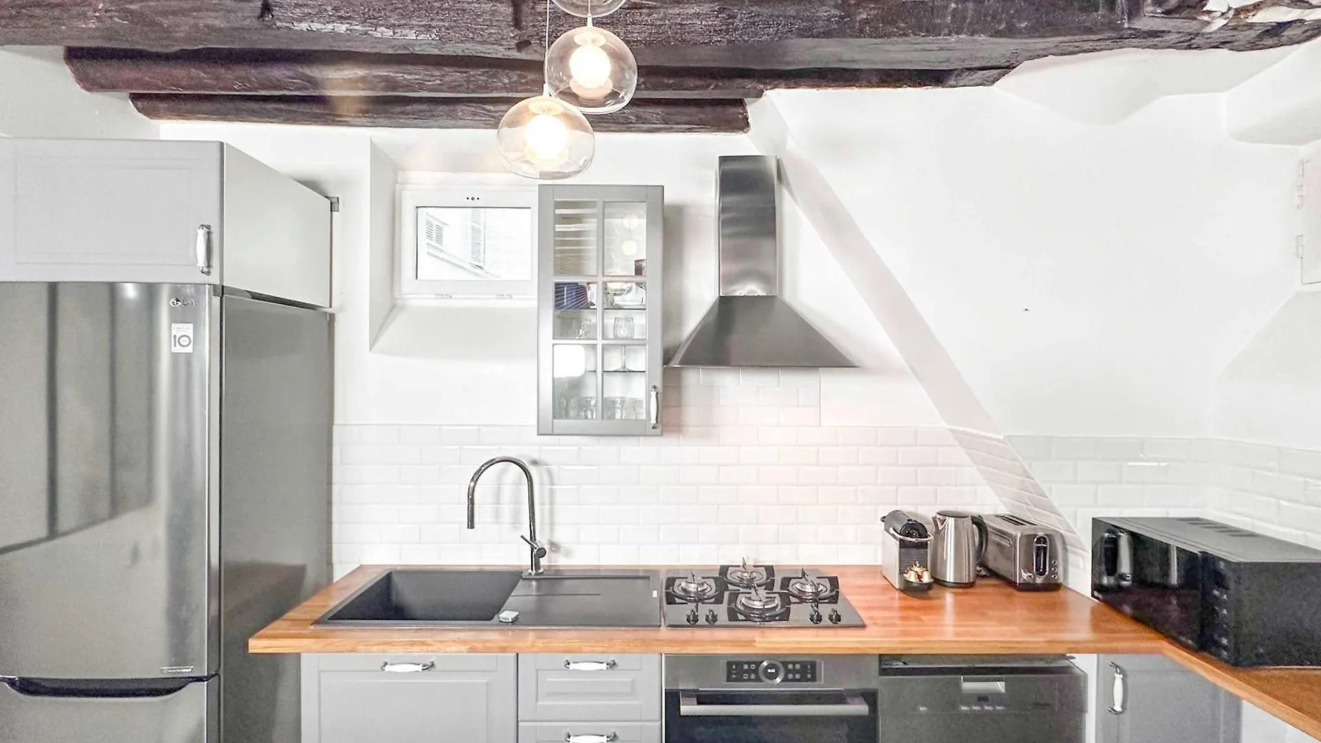 아파트 Modern & Spacious Near Le Marais