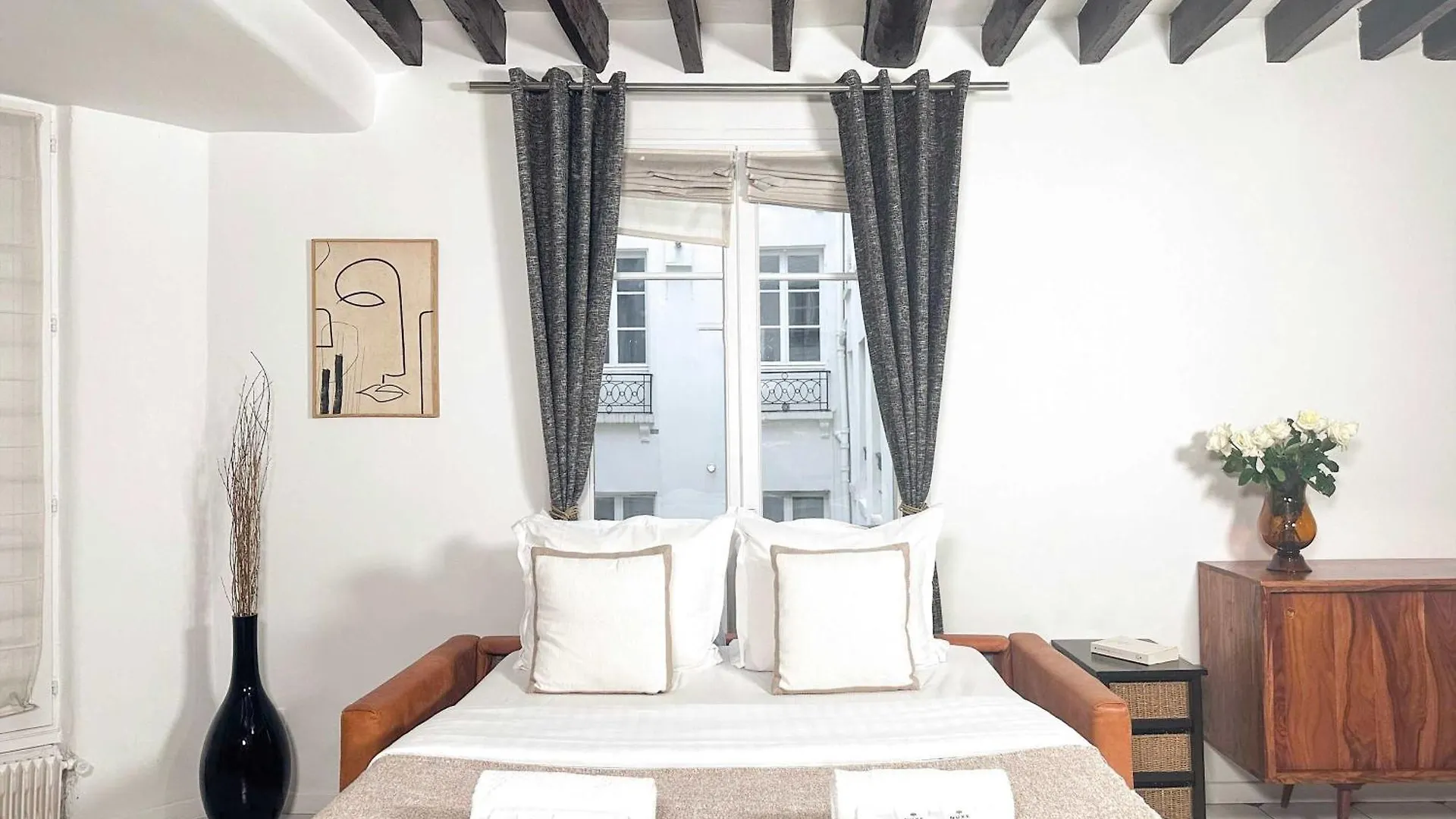 Modern & Spacious Near Le Marais 아파트 파리